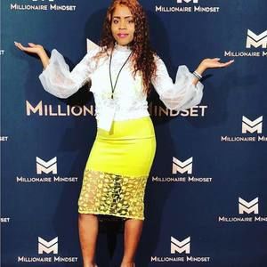 Meet your Posher, Sandy